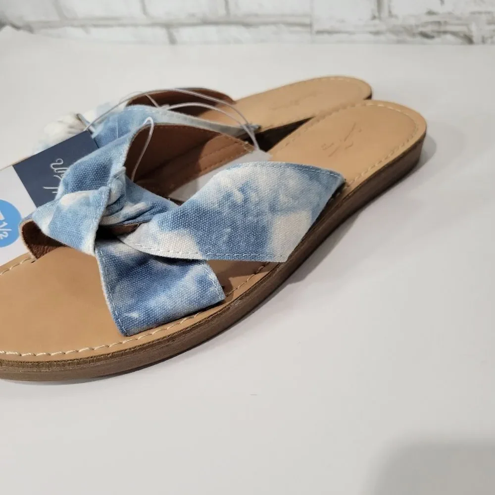 NWT Universal Thread sandals - Picture 5 of 8